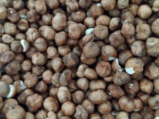 Avellanas sin cáscara Eko 10,23 €/1 kg.