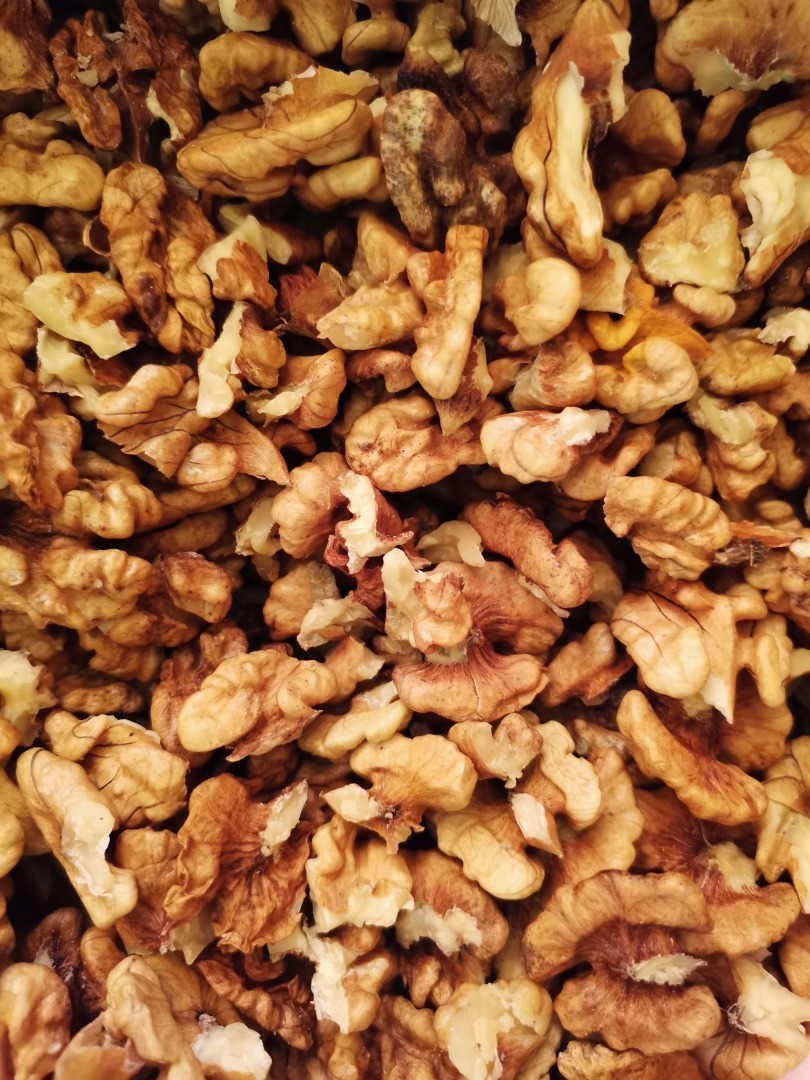 Tengo a la venta nueces sin cáscara de mi propia corte