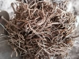Venta de raíz de valeriana, bien limpia, enjuagada, contenido