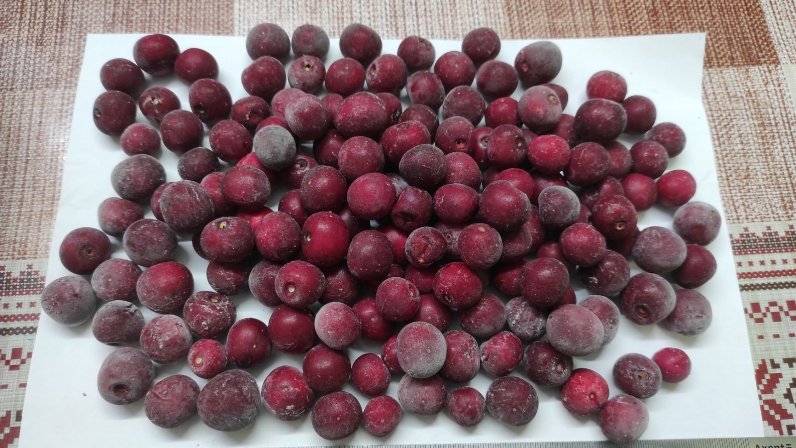 Cerezas deshuesadas ultracongeladas (IQF), en cajas de 10 kg