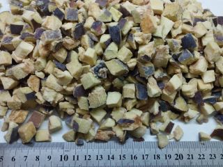 Ciruelas en cubos o mitades ultracongeladas (IQF), en cajas