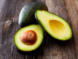 Somos productores de aguacates frescos en Sudáfrica, tipo HS