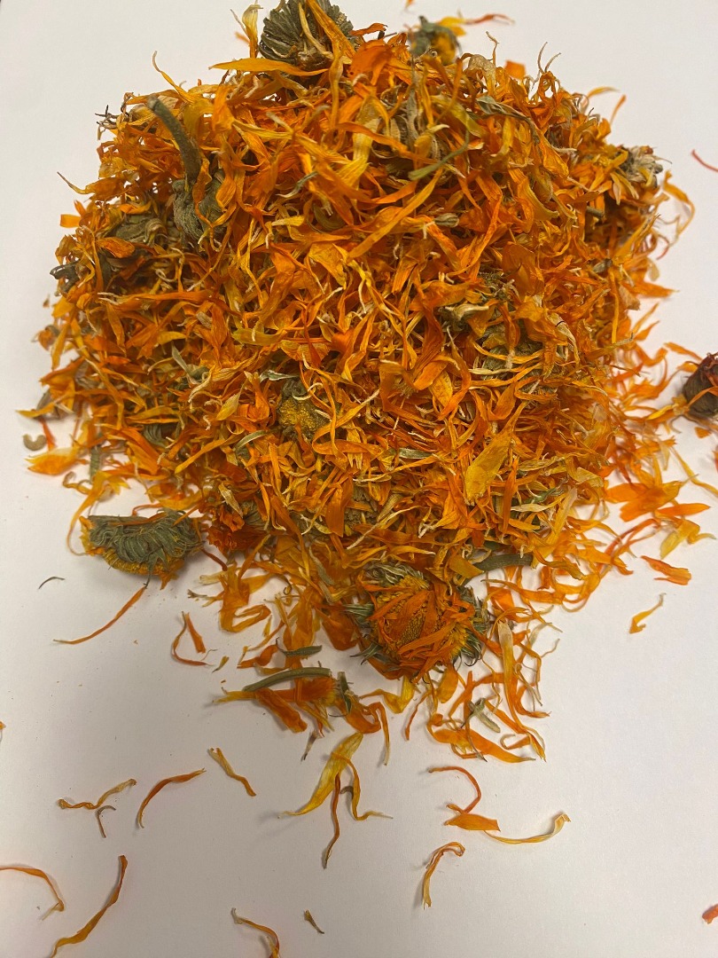 Ofrecemos flores de caléndula a la venta