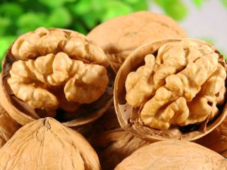 Venta de nueces variedad Chandler al por mayor. De