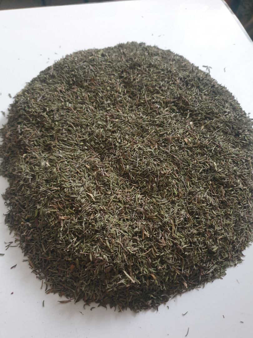 Hola, tengo a la venta una hoja de tomillo de otoño de la cosecha de octubre de 2023
