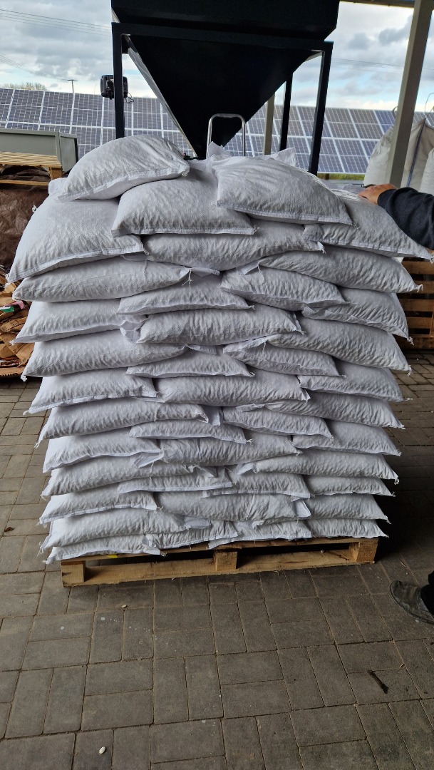 Frijoles disponibles toda la temporada, 100/130 -100 gramos Envasados 1000 kg 25 y 10 kg O fardos 0,5 1 kg Whatsaap +48 [teléfono]