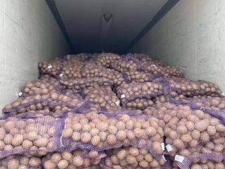 Nuestra empresa ofrece a la venta patatas de diferentes