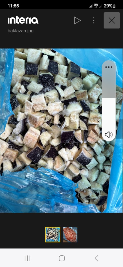 Se venden cubitos de berenjena congelada 20x20, precio negociable