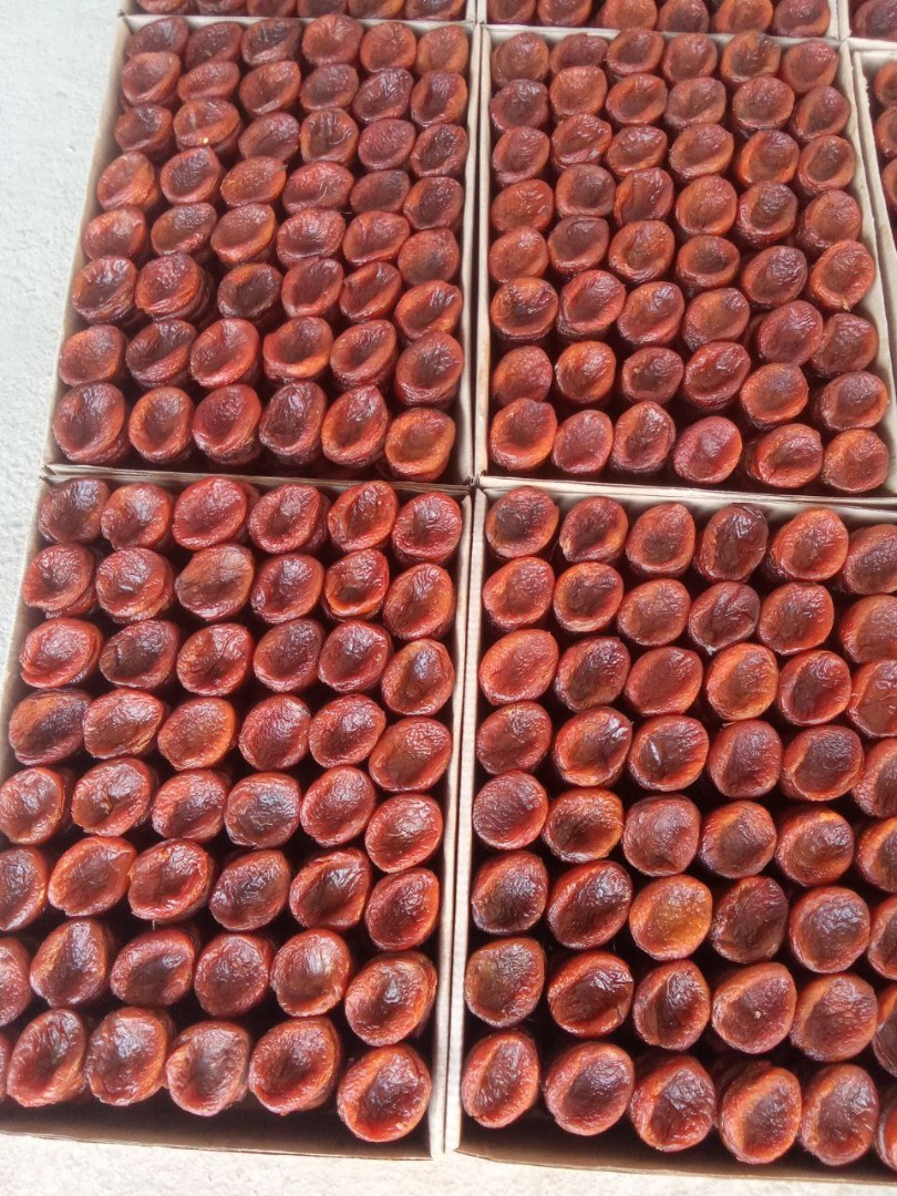 Albaricoque natural seco Caja de embalaje 5 kg / 1 kg Precio - 2,8 $ kg #albaricoque #albaricoque seco Exportación de Uzbekistán