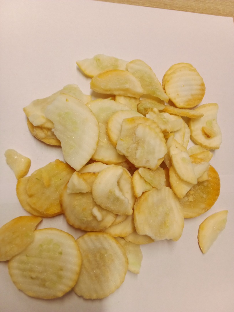Calabacín amarillo congelado, en rodajas curvas, cantidad de venta 1692 kg (3 palets), embalaje unitario bolsa de 20 kg