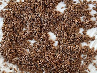 Linaza marrón Lino marrón, oleoso Humedad: 6,4% Contaminación: 1,8%