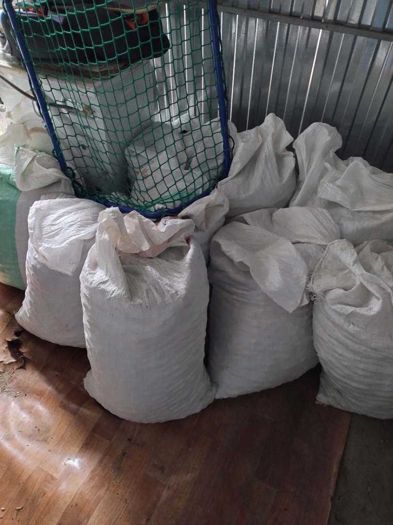 Venderé 16 bolsas de castañas