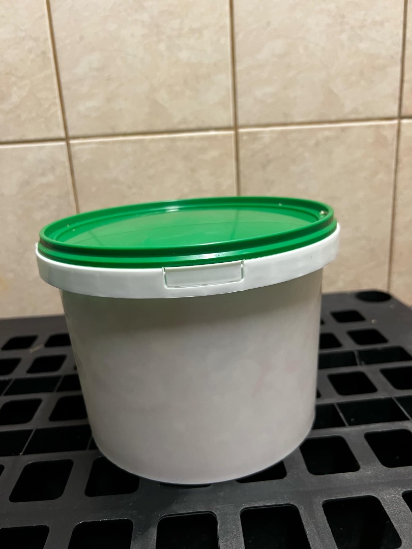 Hola, tengo a la venta chucrut y zanahoria, encurtidos según el método tradicional, de muy buena calidad, de composición sencilla, sin adición de vinagre ni