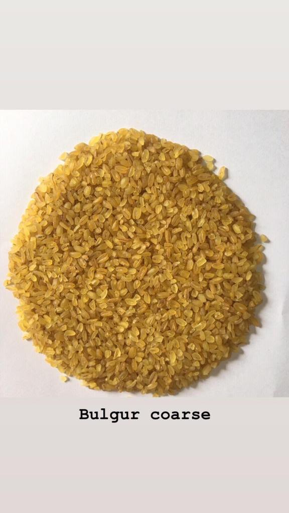 Ofrecemos bulgur (tamaño grueso y mediano) País de origen: Turquía Embalaje: bolsas de 25/50 kg Humedad hasta 13%, sin defectos ni daños por plagas ✅ Perfecto