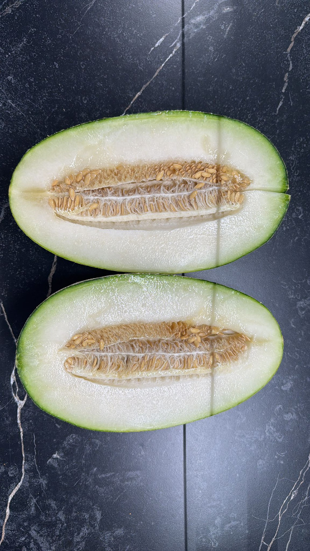 Buenos días, vendo melones de Uzbekistán