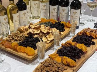 Buen día. Ofrecemos ciruelas pasas directamente del fabricante Stanley