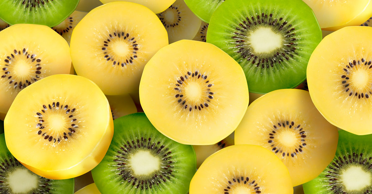 El kiwi dorado (verdoso) tiene una piel lisa de bronce, con una forma de pico en el accesorio del tallo