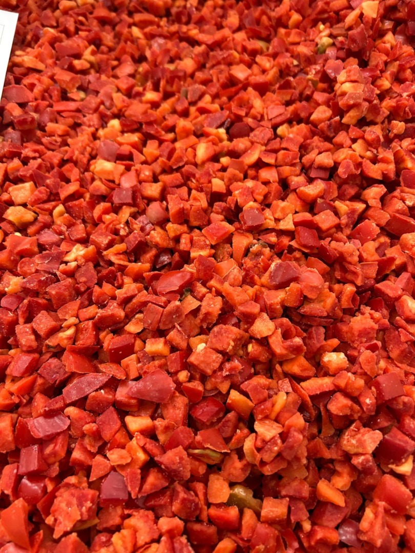 Pimientos rojos congelados, cubos de 10x10, grado 1