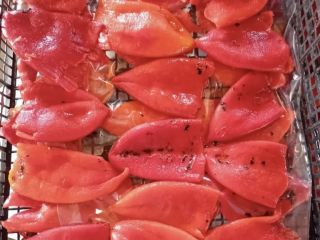 Los ️. son grandes y rojos para hacer ajvar.