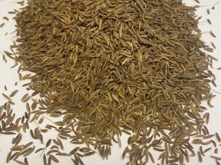 Semillas de comino. 99,9% de pureza, color marrón. Envase